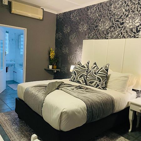 מידלבורג Pari Guest House מראה חיצוני תמונה