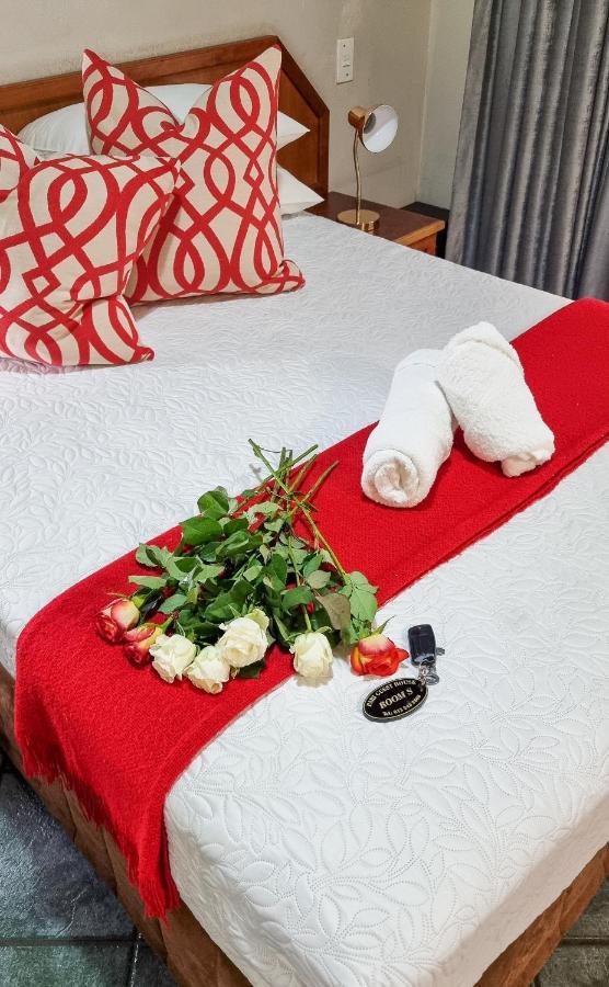 מידלבורג Pari Guest House מראה חיצוני תמונה