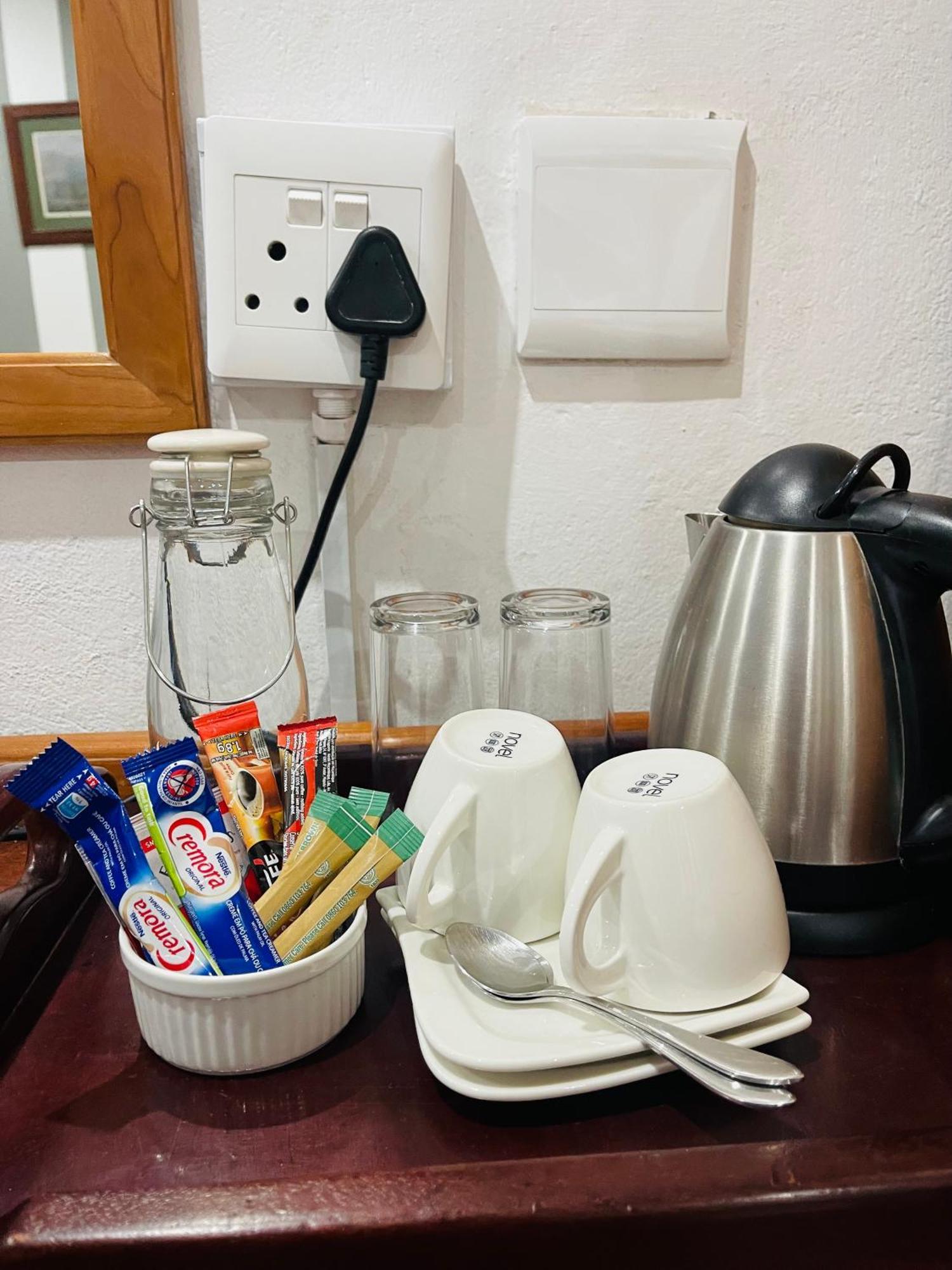 מידלבורג Pari Guest House מראה חיצוני תמונה