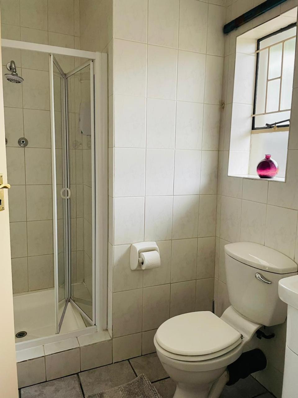 מידלבורג Pari Guest House מראה חיצוני תמונה