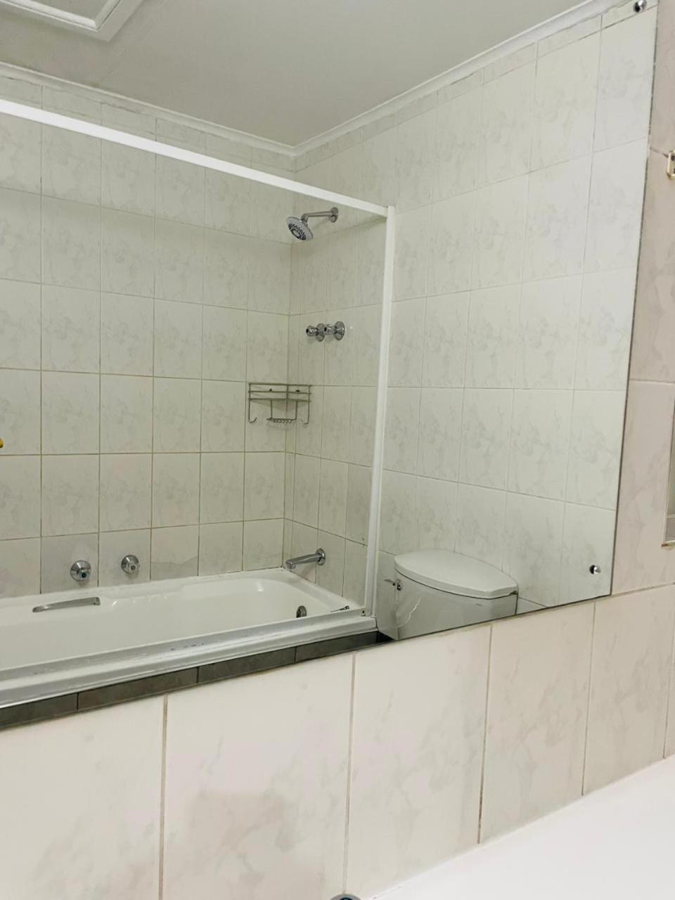מידלבורג Pari Guest House מראה חיצוני תמונה