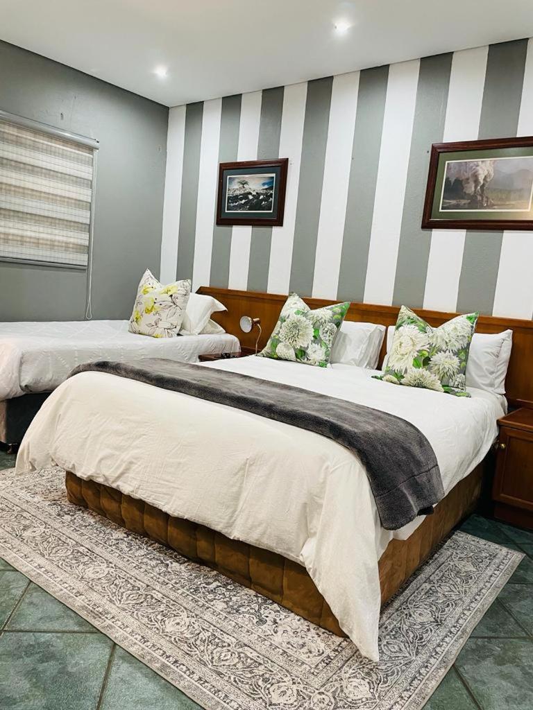 מידלבורג Pari Guest House מראה חיצוני תמונה